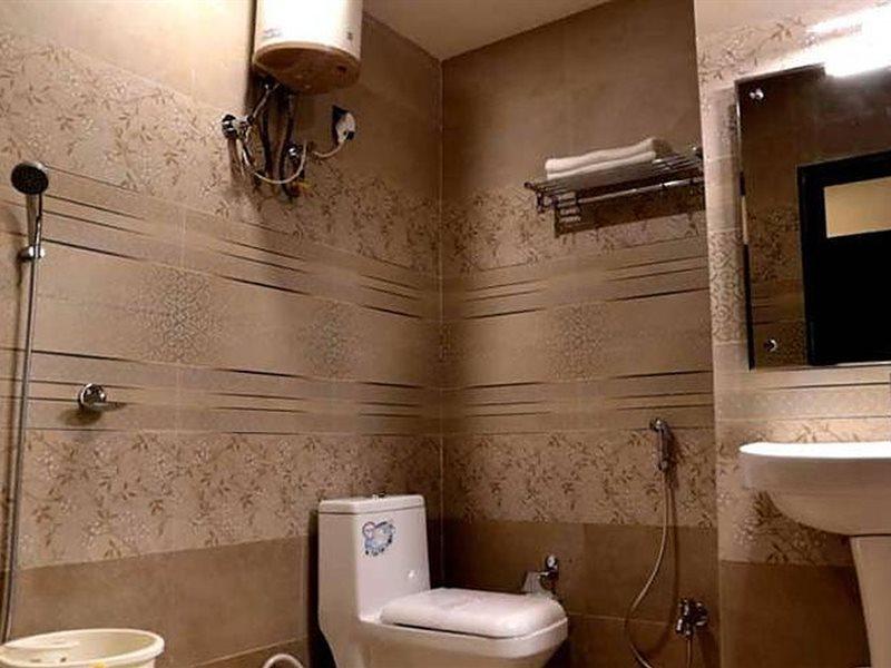 Hotel Vinayak Lifestyle Hotels Lucknow Dış mekan fotoğraf