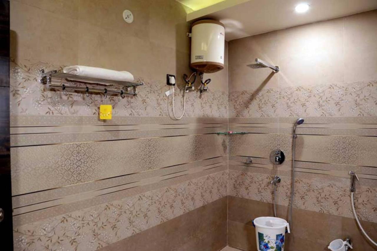 Hotel Vinayak Lifestyle Hotels Lucknow Dış mekan fotoğraf
